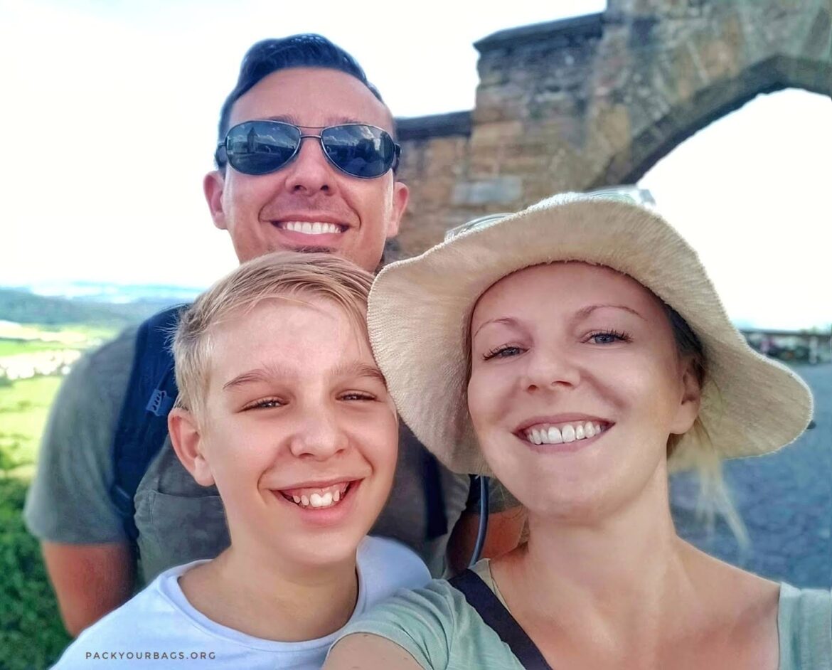 Bea, Pete & Kas from PackYourBags