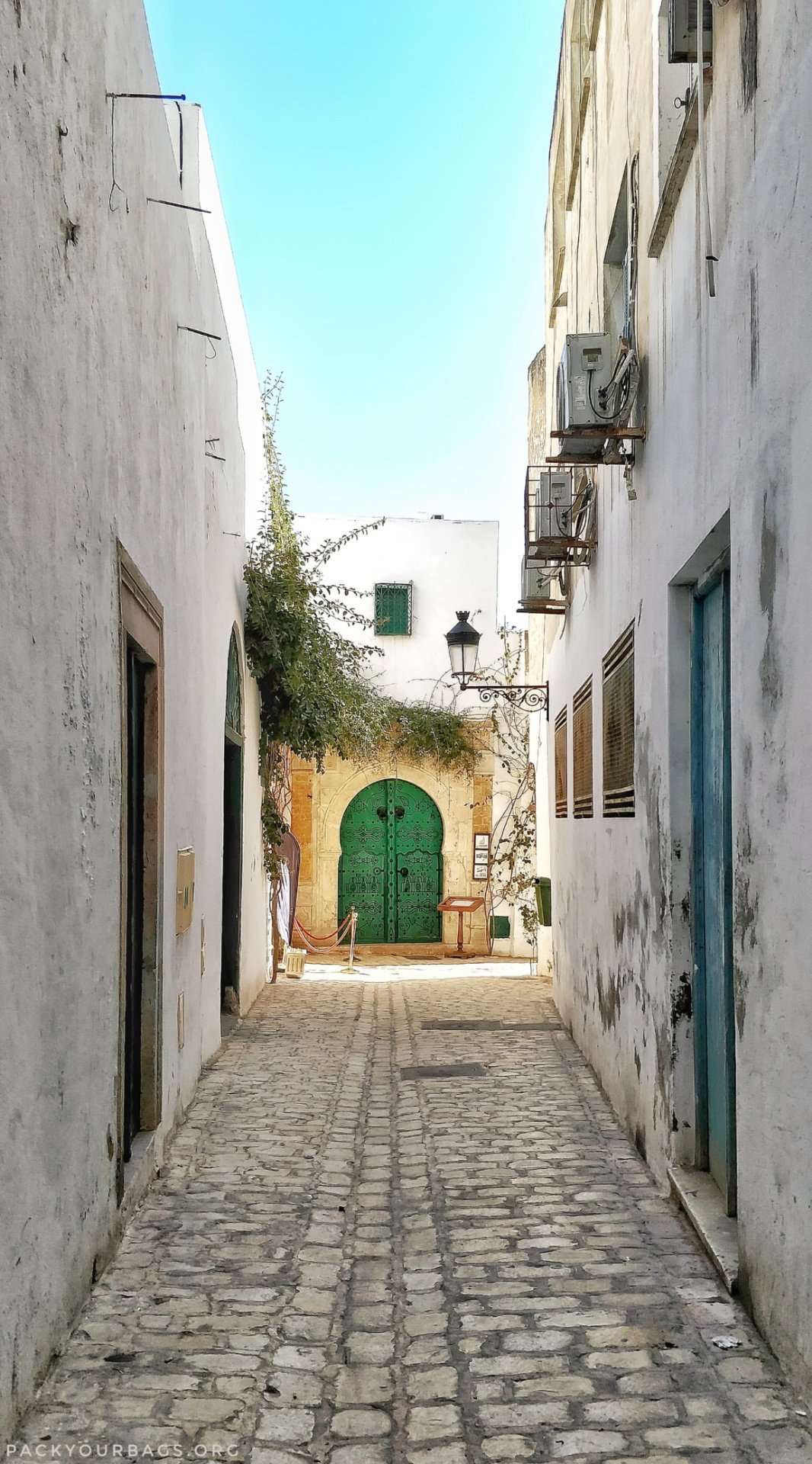The Doors of Tunisia - Photo Essay - pack your bags